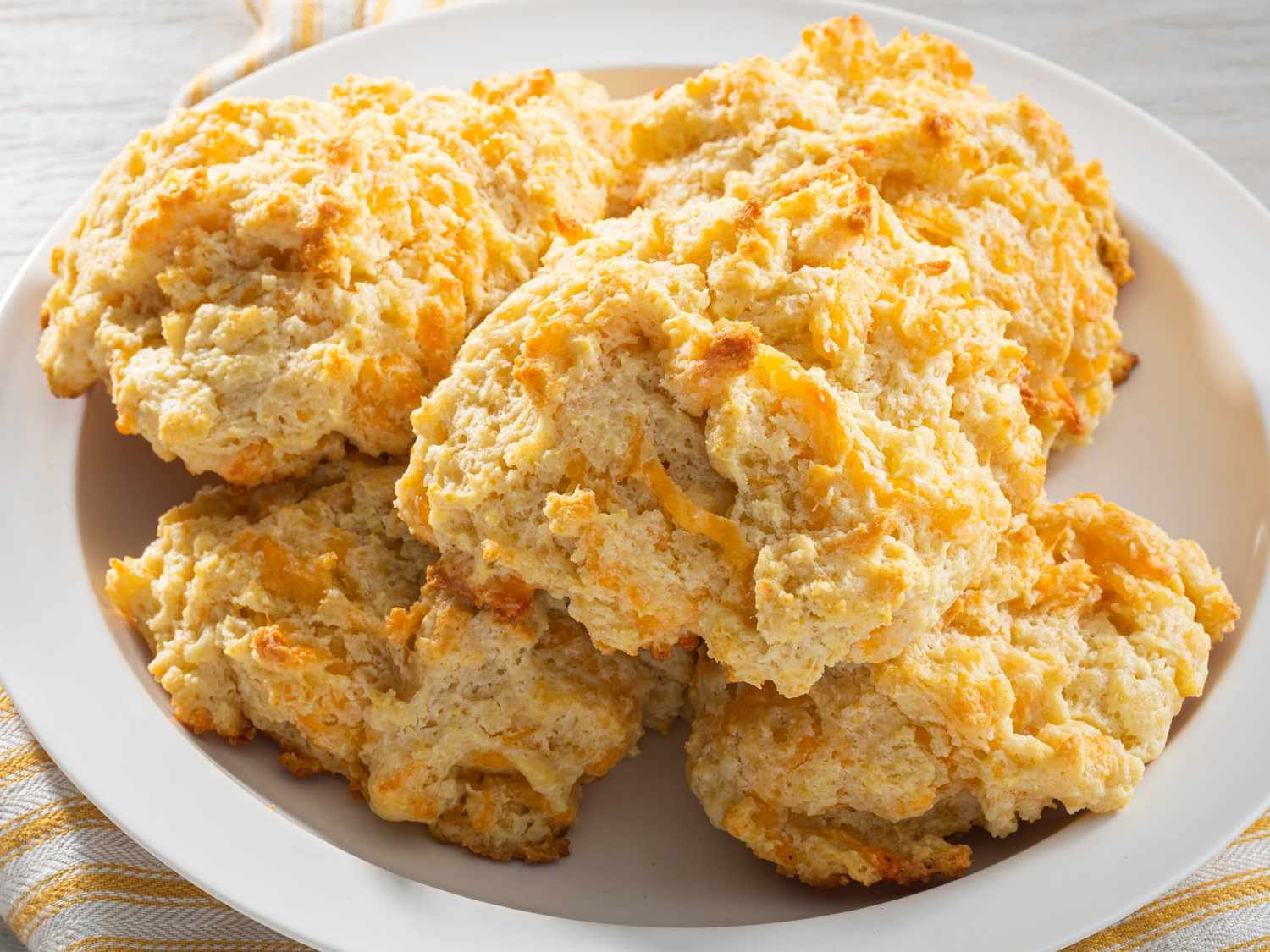 Red Lobster Cheddar Biscuits