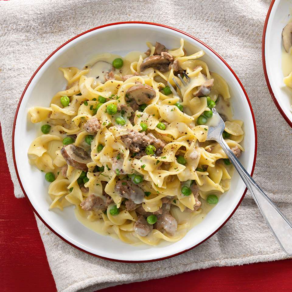 CAMPBELL'S All-In-One Creamy Chicken Stroganoff