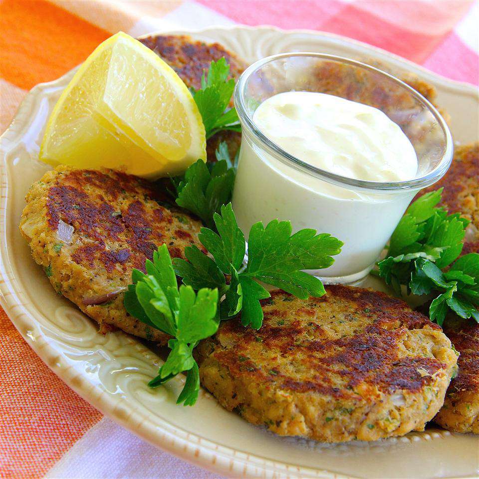 Scrumptious Salmon Cakes