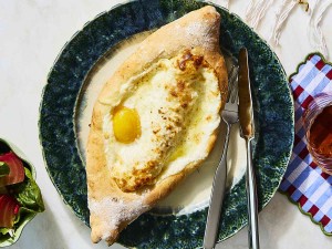 Adjarian Khachapuri